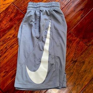 Nike dry fit gray shorts